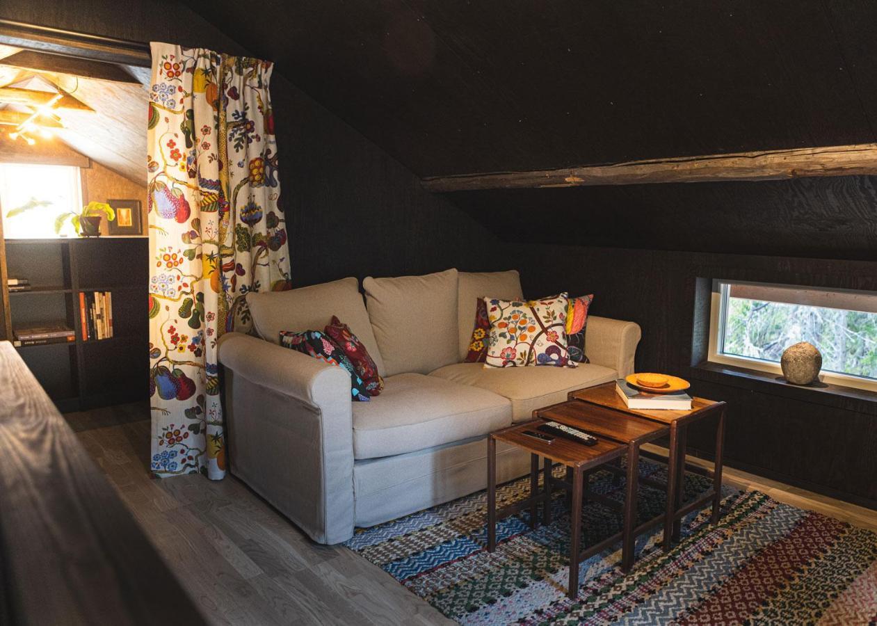 Lilla Dalbo "Adults Only, Djurfritt", Ulvoen Hoega Kusten Ulvöhamn Dış mekan fotoğraf